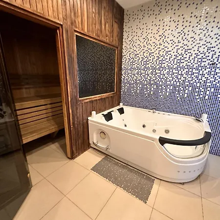 Relax Penthouse And דירה